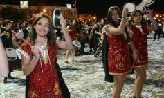 Foto de la galería: Alegría, brillo y compromiso: más postales de la Estudiantina 2015