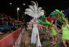 Foto de la galería: Alegría, brillo y compromiso: más postales de la Estudiantina 2015