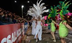 Foto de la galería: Alegría, brillo y compromiso: más postales de la Estudiantina 2015