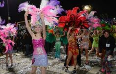 Foto de la galería: Alegría, brillo y compromiso: más postales de la Estudiantina 2015