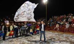 Foto de la galería: Alegría, brillo y compromiso: más postales de la Estudiantina 2015