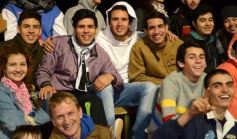 Foto de la galería: Alegría, brillo y compromiso: más postales de la Estudiantina 2015