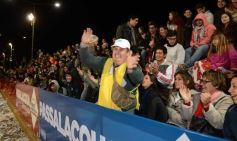 Foto de la galería: Alegría, brillo y compromiso: más postales de la Estudiantina 2015