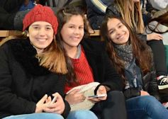 Foto de la galería: Alegría, brillo y compromiso: más postales de la Estudiantina 2015