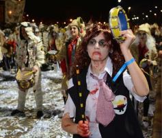 Foto de la galería: Alegría, brillo y compromiso: más postales de la Estudiantina 2015