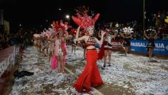 Foto de la galería: Alegría, brillo y compromiso: más postales de la Estudiantina 2015