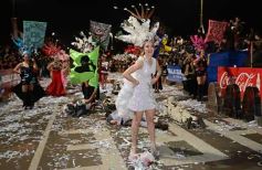 Foto de la galería: Alegría, brillo y compromiso: más postales de la Estudiantina 2015