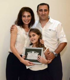 Foto de la galería: La FECCOPROMI homenajeó a los profesionales
