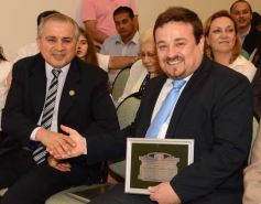 Foto de la galería: La FECCOPROMI homenajeó a los profesionales