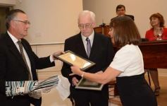 Foto de la galería: La FECCOPROMI homenajeó a los profesionales