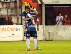 Foto de la galería: Guaraní sumó otra victoria ante Atlético Paraná y sueña