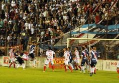 Foto de la galería: Guaraní sumó otra victoria ante Atlético Paraná y sueña