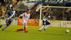 Foto de la galería: Guaraní sumó otra victoria ante Atlético Paraná y sueña