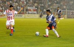 Foto de la galería: Guaraní sumó otra victoria ante Atlético Paraná y sueña