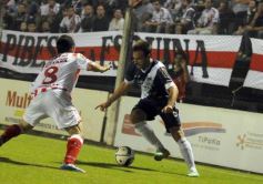 Foto de la galería: Guaraní sumó otra victoria ante Atlético Paraná y sueña