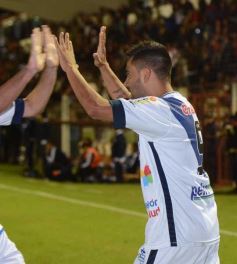 Foto de la galería: Guaraní volvió a ganar y dejó la zona de descenso