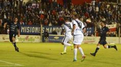 Foto de la galería: Guaraní volvió a ganar y dejó la zona de descenso