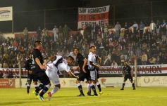 Foto de la galería: Guaraní volvió a ganar y dejó la zona de descenso