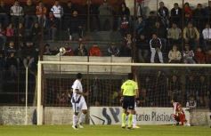 Foto de la galería: Guaraní volvió a ganar y dejó la zona de descenso