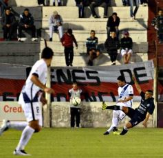 Foto de la galería: Guaraní volvió a ganar y dejó la zona de descenso