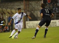 Foto de la galería: Guaraní volvió a ganar y dejó la zona de descenso