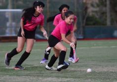 Foto de la galería: Sueño hecho realidad: el Club Legislativo tiene su cancha de hockey sintética