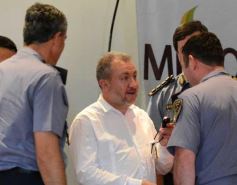 Foto de la galería: Entregan equipamientos y móviles nuevos a la Policía provincial