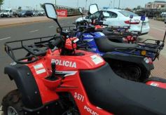 Foto de la galería: Entregan equipamientos y móviles nuevos a la Policía provincial