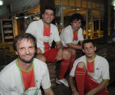 Foto de la galería: Copa Isenbeck en La Terraza: lideran los Santos, pero el resto no le pierde pisada