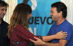 Foto de la galería: Gabriela Cerruti presentó en Posadas su crítica biografía de Mauricio Macri