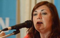 Foto de la galería: Gabriela Cerruti presentó en Posadas su crítica biografía de Mauricio Macri