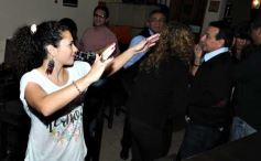 Foto de la galería: Posadeña Linda disfrutó de la música de Amanda de Colombia