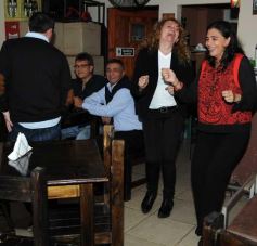 Foto de la galería: Posadeña Linda disfrutó de la música de Amanda de Colombia