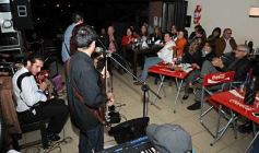 Foto de la galería: Posadeña Linda disfrutó de la música de Amanda de Colombia