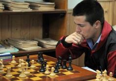 Foto de la galería: Antonio Almirón, de Asunción, campeón del Torneo 89 Aniversario del Club Ajedrez Posadas