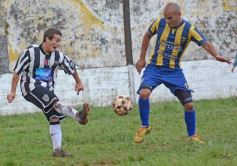 Foto de la galería: Mitre vapuleó al “Deca” por 5 a 1 como visitante