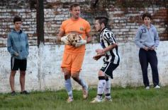 Foto de la galería: Mitre vapuleó al “Deca” por 5 a 1 como visitante