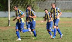 Foto de la galería: Mitre vapuleó al “Deca” por 5 a 1 como visitante