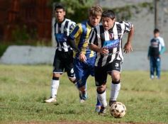 Foto de la galería: Mitre vapuleó al “Deca” por 5 a 1 como visitante