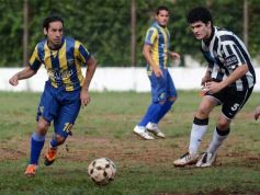 Foto de la galería: Mitre vapuleó al “Deca” por 5 a 1 como visitante