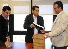 Foto de la galería: Franco recibió al vicegobernador electo de Chaco, Daniel Capitanich