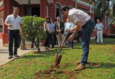 Foto de la galería: Empresarios y políticos debatieron sobre cómo consolidar la Ruta de la Yerba Mate
