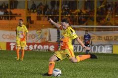 Foto de la galería: Otro cachetazo para Crucero: lo goleó Independiente