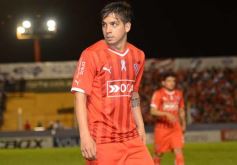 Foto de la galería: Otro cachetazo para Crucero: lo goleó Independiente