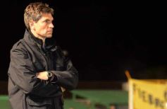 Foto de la galería: Otro cachetazo para Crucero: lo goleó Independiente