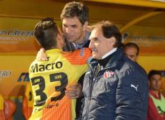 Foto de la galería: Otro cachetazo para Crucero: lo goleó Independiente