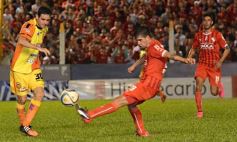 Sixto Fotografías. Deportes. Primera A de AFA - Otro cachetazo para Crucero: lo goleó Independiente