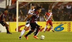 Foto de la galería: Guaraní desaprovechó un penal y quedó con un empate amargo