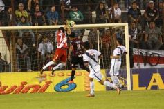 Foto de la galería: Guaraní desaprovechó un penal y quedó con un empate amargo