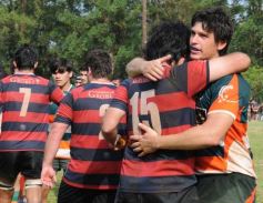 Foto de la galería: Lomas aplastó a Centro de cazadores y se subió al podio de la Urumi